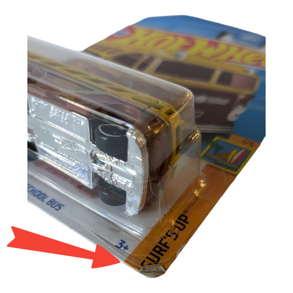 Surfin' School Bus / Surf's Up / Hot Wheels 2023
Brand New Factory Sealed - Picture 2 of 4